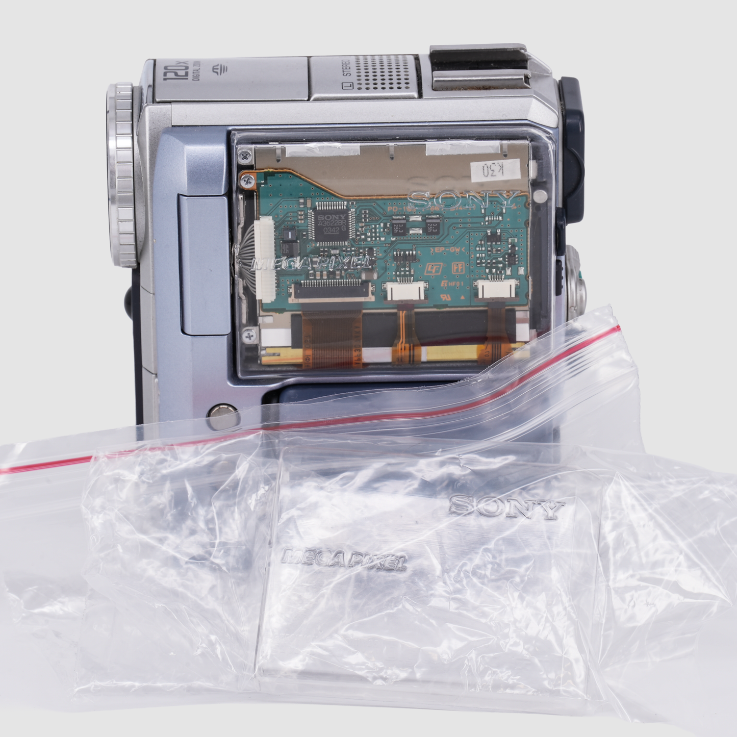 Inviz Clear Side Panel for Sony DCR-PC105