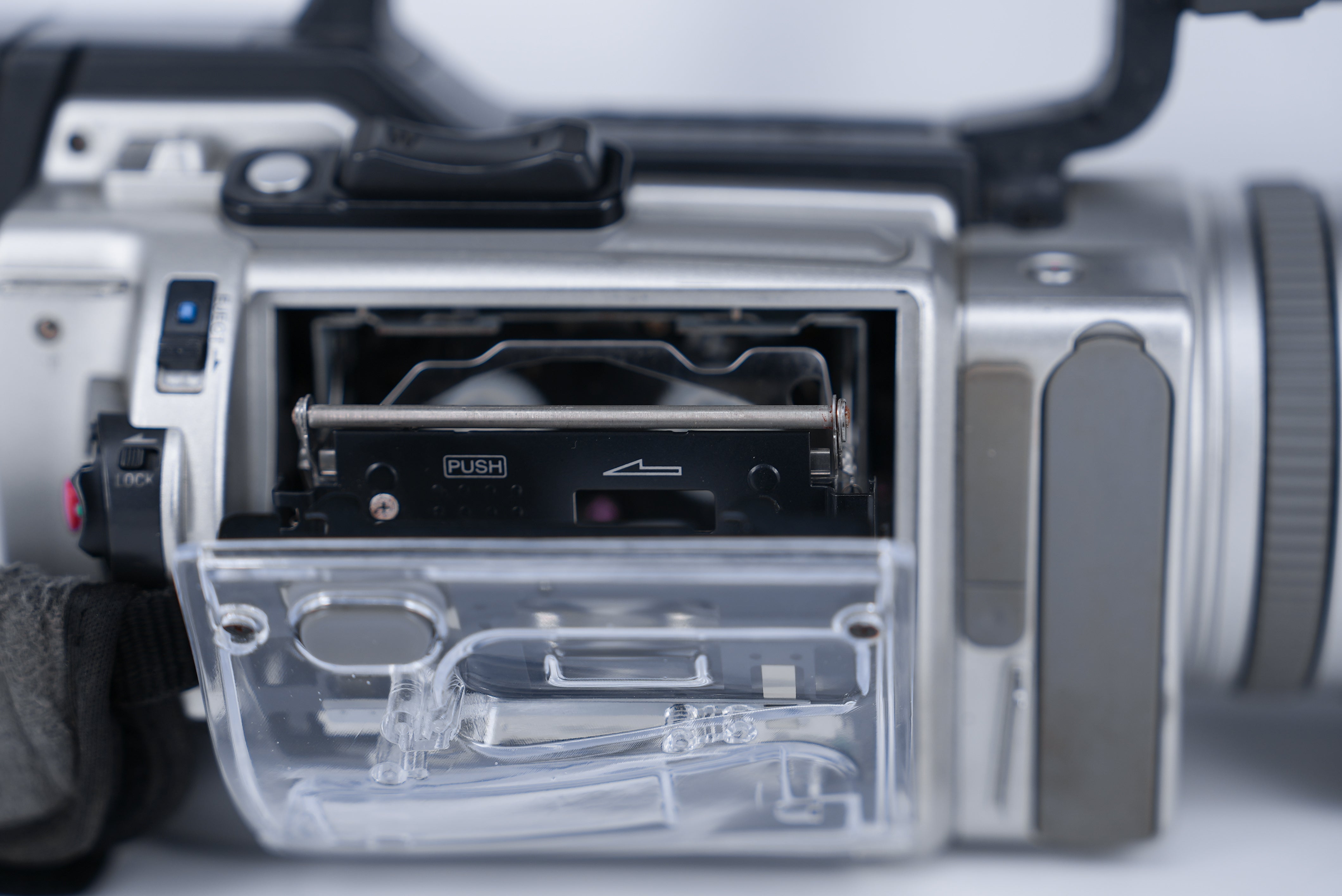 Clear Side Panel Set – Sony VX2000 / VX2100 / PD Series – INVIZ