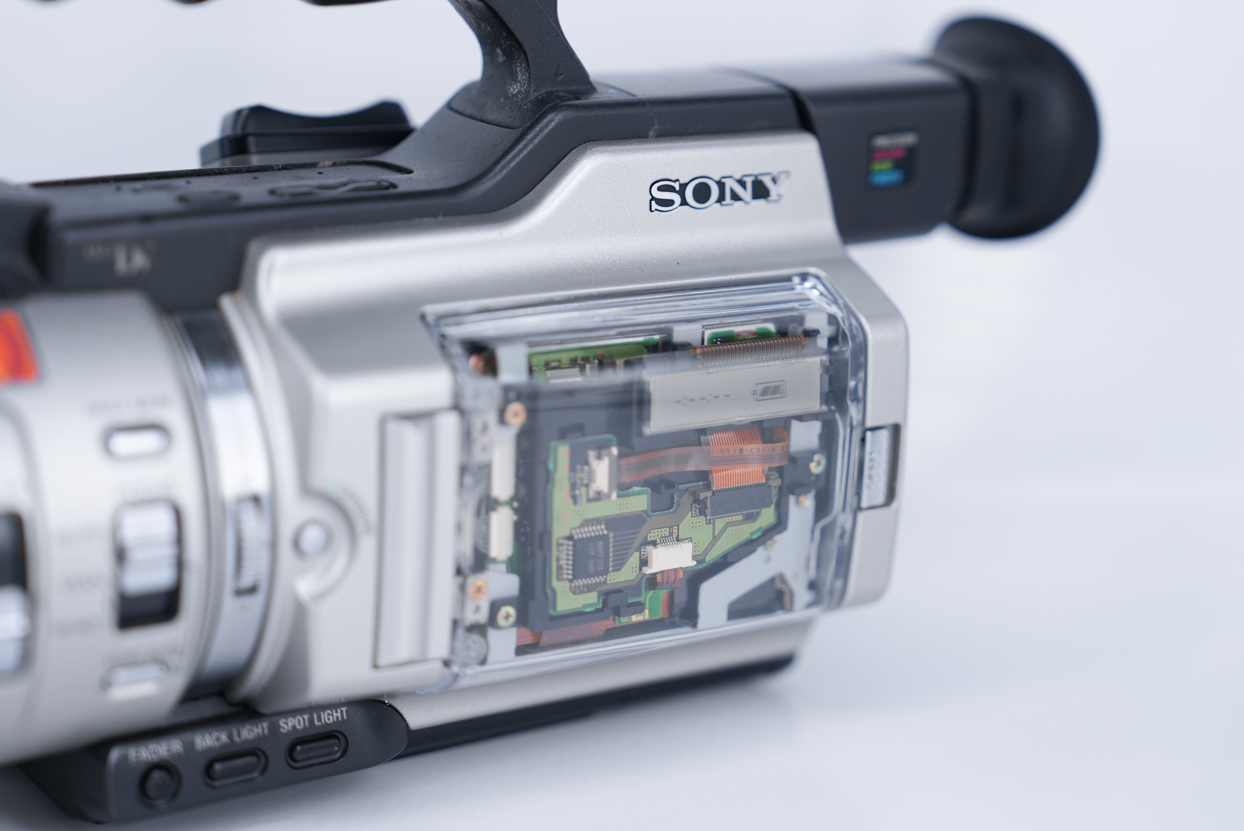 Clear Side Panel Set – Sony VX2000 / VX2100 / PD Series – INVIZ